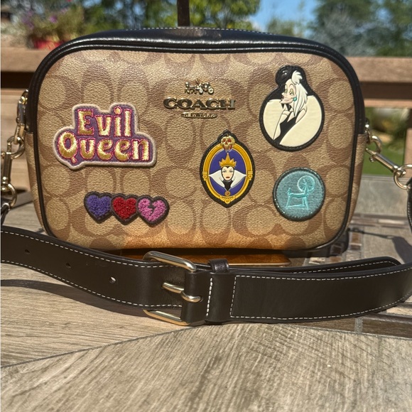 EUC! Coach Brown Evil Queen Novelty Crossbody Bag - Picture 1 of 12